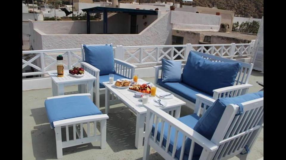 Linos Suites Emporio  Ngoại thất bức ảnh